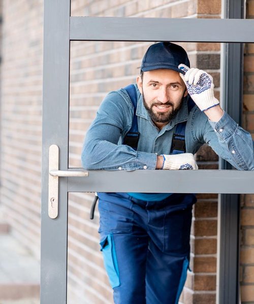 builder-portrait-near-the-door-resize.jpg